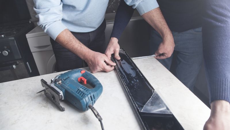 Who Does Cabinet Service